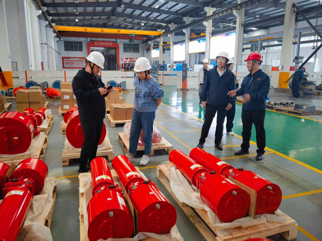 技術(shù)交流促發(fā)展，攜手共進(jìn)謀新篇——伊泰伊犁能源一行蒞臨江恒閥業(yè)考察交流紀(jì)實(shí)